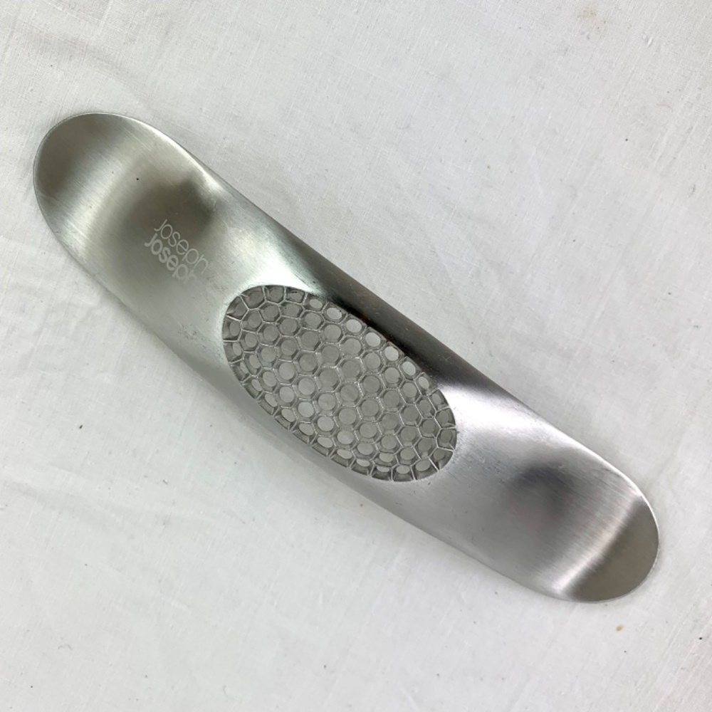 Joseph Joseph Garlic Rocker Stainless Steel Crusher Mincer Press Excellent